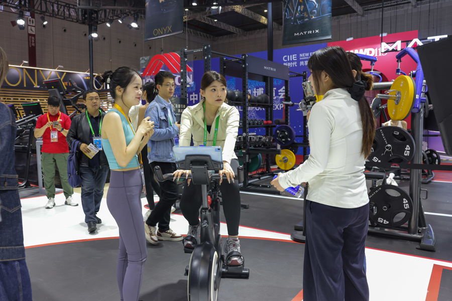 疯狂体育集团董事局主席张力军：以数字技术驱动体育产业升级培育融合发展新动能(图1)