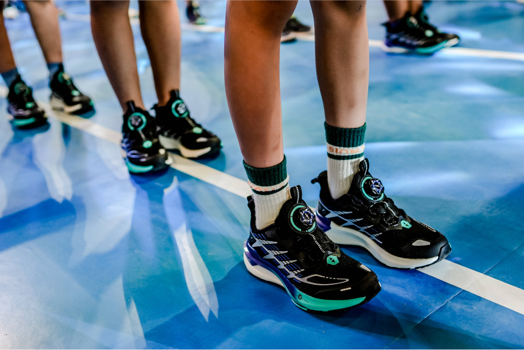 PUMA携手申赛新材研发新一代旗舰级氮气发泡跑鞋科技NITR(图1)