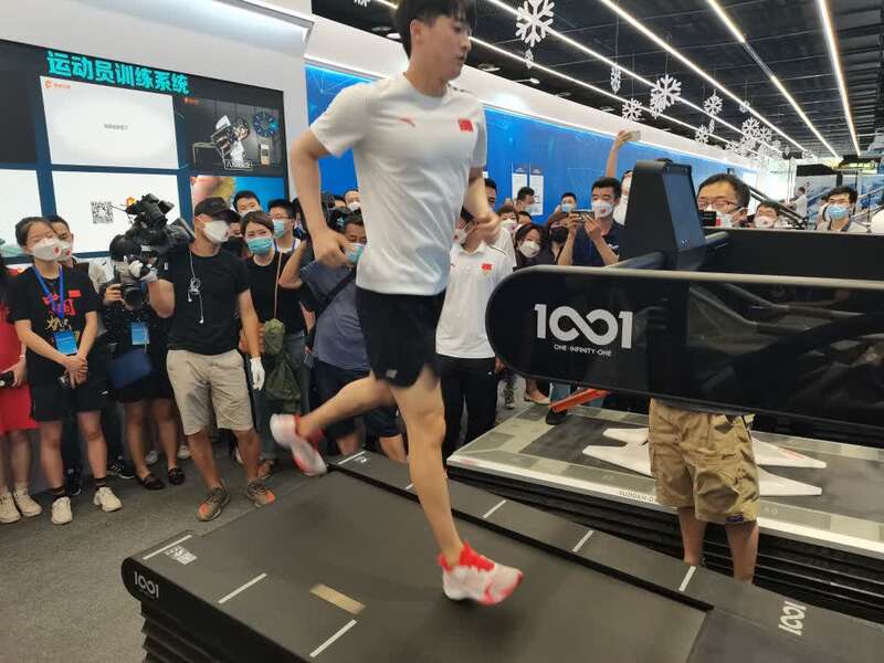 服贸会观察：给机器人“喂饭”是一门怎样的生意(图1)